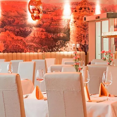 Haston Otel 4*