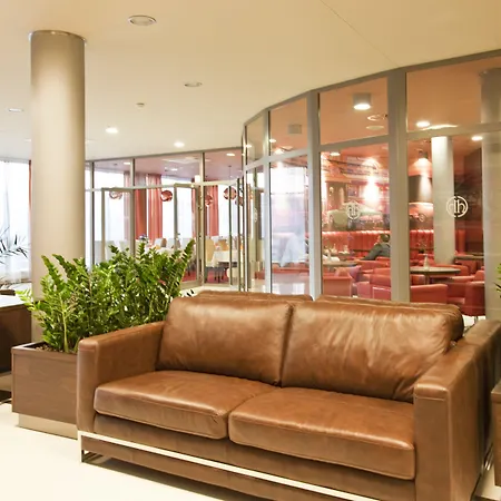 Haston Hotel 4*