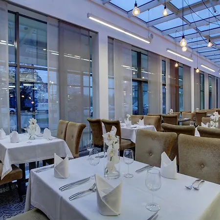 哈斯顿城市酒店